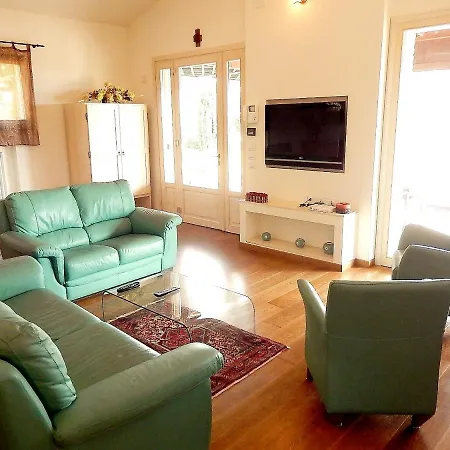 4 Bedrooms With Sea View Private Pool And Enclosed Garden At Centinarola 3 Km Away From The Beach *