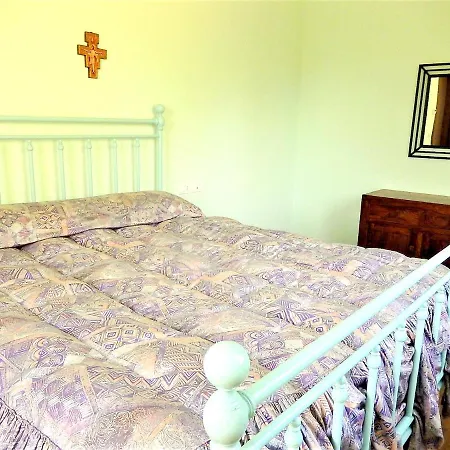 4 Bedrooms With Sea View Private Pool And Enclosed Garden At Centinarola 3 Km Away From The Beach וילה