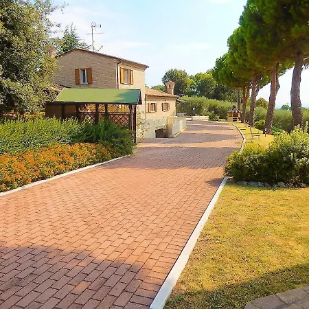 4 Bedrooms With Sea View Private Pool And Enclosed Garden At Centinarola 3 Km Away From The Beach וילה *